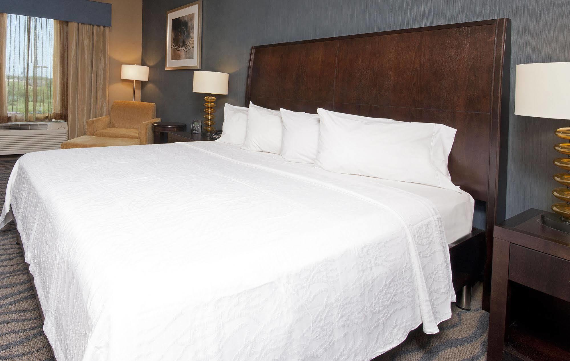 Hilton Garden Inn Ft Worth Alliance Airport Roanoke Ngoại thất bức ảnh